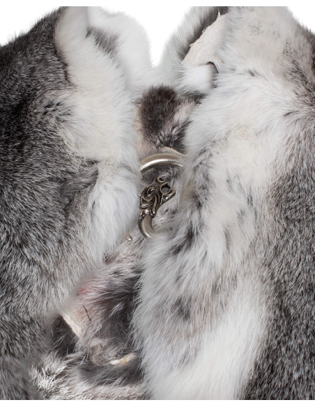 Leather shoulder cover, Chinchilla model