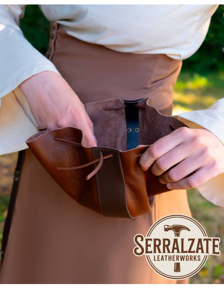 Medieval beggar-style bag model Veltor