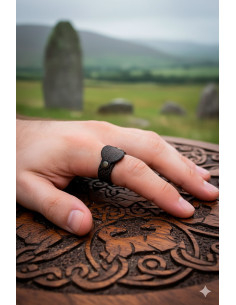 Celtic Lugh Leather Ring - Green
