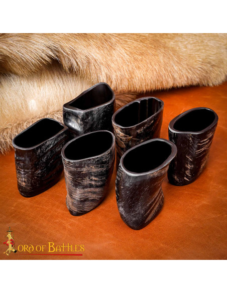 Set of 6 medieval horn glasses made... Set of 6 medieval horn glasses made...