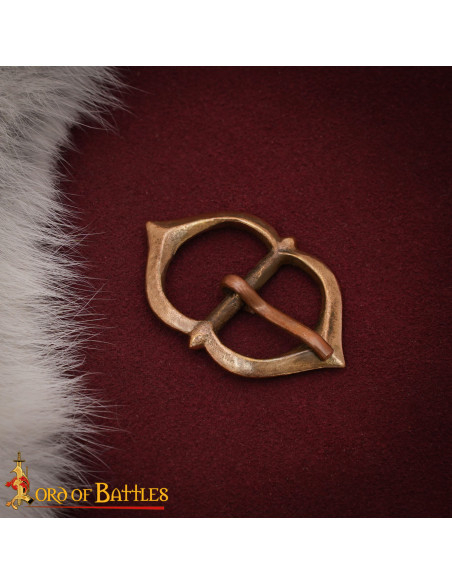 Medieval belt buckle in antiqued bronze Medieval belt buckle in antiqued bronze