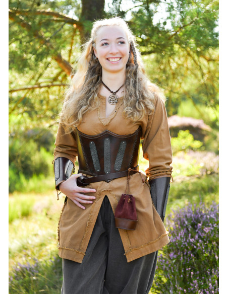 Medieval brown tunic model Yrsa, worn... Medieval brown tunic model Yrsa, worn...