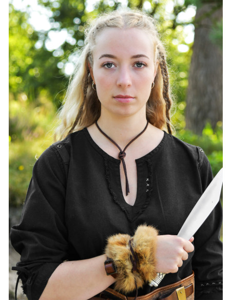 Medieval brown tunic model Yrsa, worn... Medieval brown tunic model Yrsa, worn...