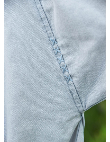 Medieval gray worn-out tunic model... Medieval gray worn-out tunic model...