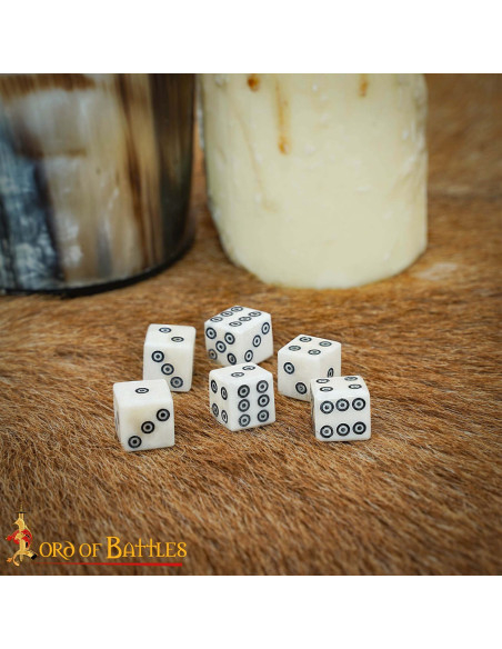 Set of 6 Roman bone dice (11 mm.)