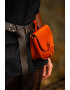 Medieval leather bag model Tilo, cognac color 2