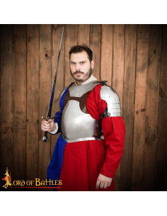 Medieval knight cuirass in steel and leather 2