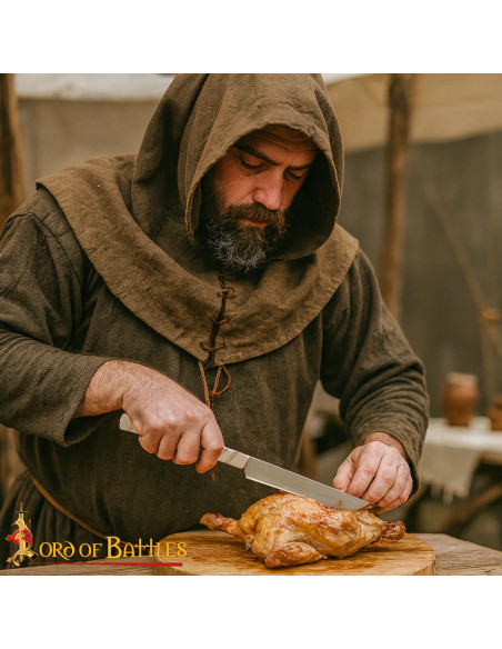 Medieval kitchen knife with bone... Medieval kitchen knife with bone...