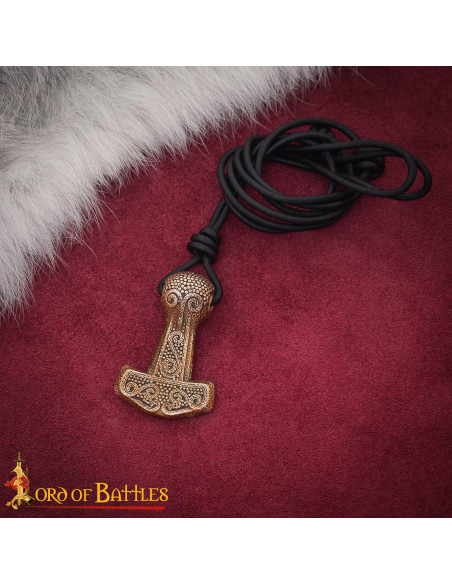Viking Pendant Mjölnir in cast...