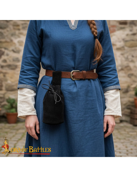 Suede leather pouch with cord, black... Suede leather pouch with cord, black...