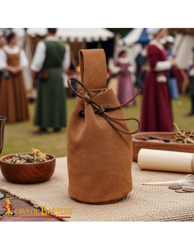 Suede pouch with drawstring, brown color