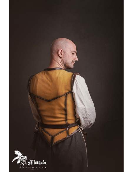 Short medieval cuirass for men,... Short medieval cuirass for men,...