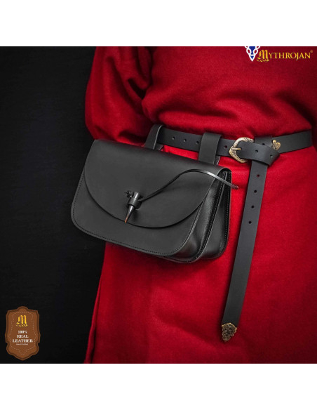 Medieval belt bag with horn closure,... Medieval belt bag with horn closure,...