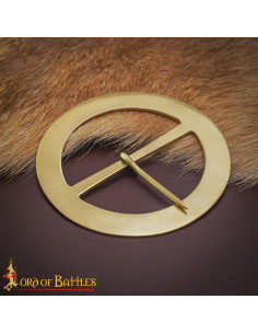 Round Medieval Buckle in Brass (9.5 cm)