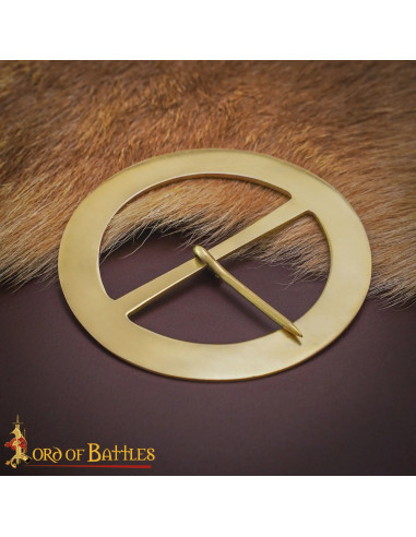 Round Medieval Buckle in Brass (9.5 cm)