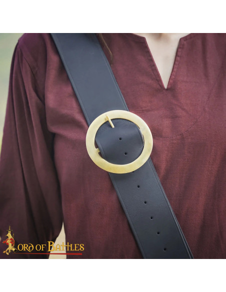 Round Medieval Buckle in Brass (9.5 cm) Round Medieval Buckle in Brass (9.5 cm)