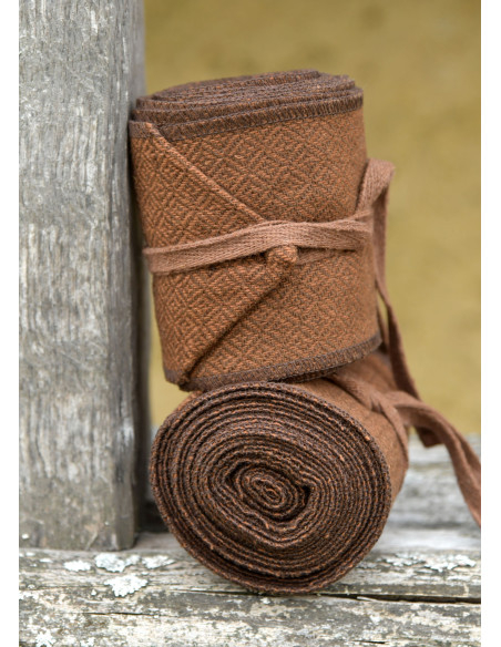Viking Wool Wraps in Brown Diamond Twill
