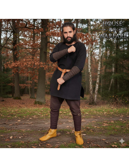 Medieval Cotton Winingas in Brown...