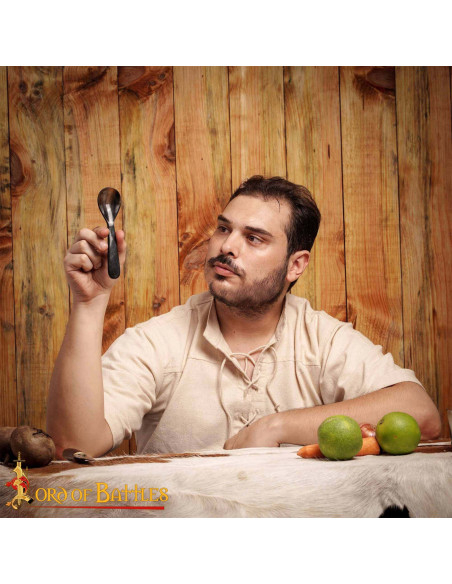 Set of 4 Medieval Spoons in Natural Horn