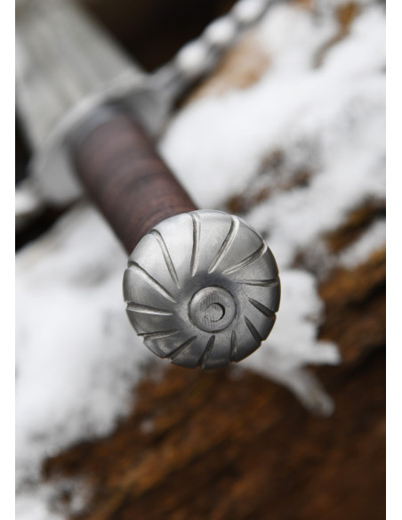 Bastard sword with scabbard, functional