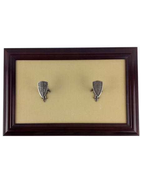 Display frame 1 pistol (22x37.5 cms.)