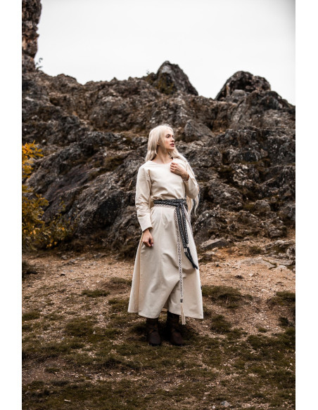 Alvilda Medieval Dress with Round...