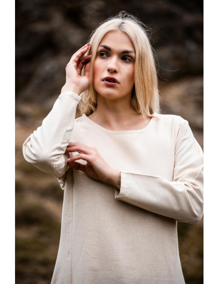 Alvilda Medieval Dress with Round...