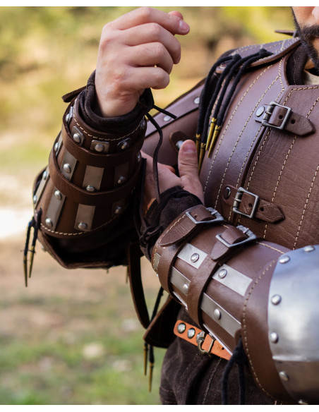 Strigo Medieval Bracelets, Brown