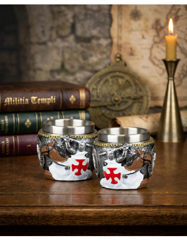 1 Shot glass of the Knights Templar (5.5x7.2 cm.)