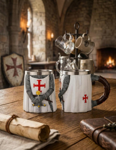 Templar knight mug with sword (12 cm.)
