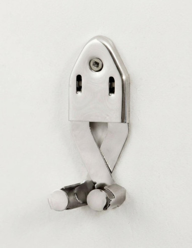 Marto support to hang sword vertically