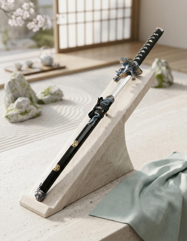 wakizashi buckler dragon