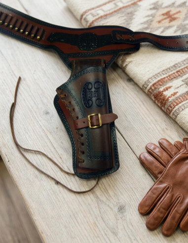 Leather bandolier for one revolver (right-handed)