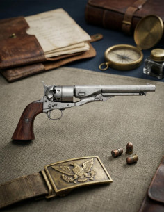 Army revolver from the US Civil War manufactured by S....
