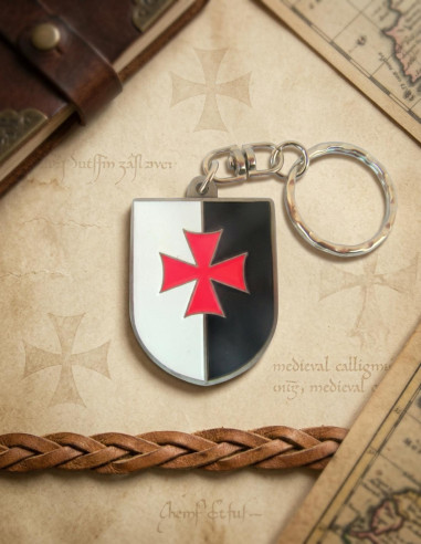 Templar coat of arms keychain