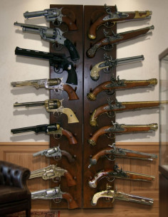 Double support for hanging 18 pieces