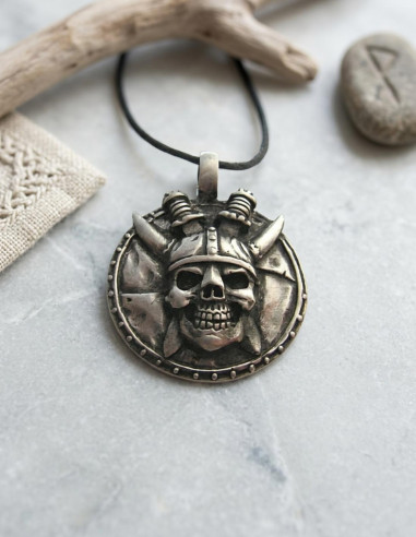 viking head pendant