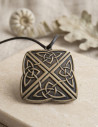 Celtic Pendant 4 Directions Knot
