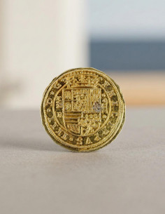 Gold coin 100 escudos, 4 cm. 2