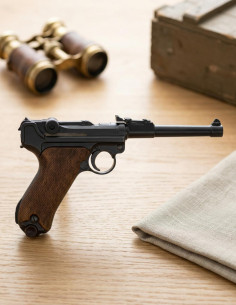 Luger P08 gun artillery model