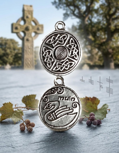 Celtic Astrology Pendant Muin