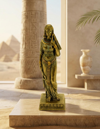 Figure Egyptian Queen