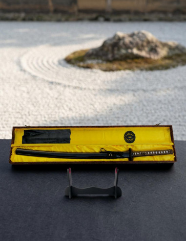 Katana carbon steel, tsuba and support