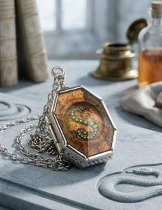 Salazar Slytherin pendant, Harry Potter