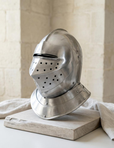English medieval helmet, c. 16th