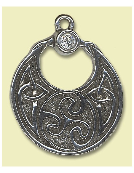 Celtic pendant The charm of Boudica