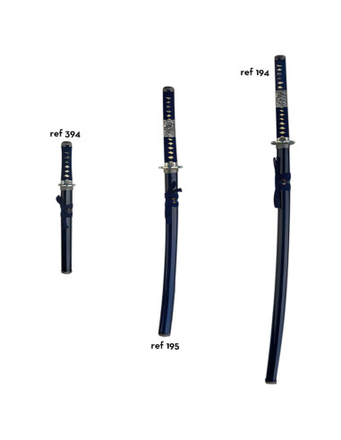 Wakizashi silver buckler