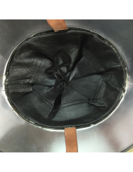 Reinforced circular capeline