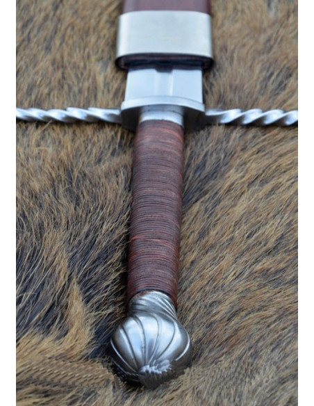 Bastard sword with scabbard, functional