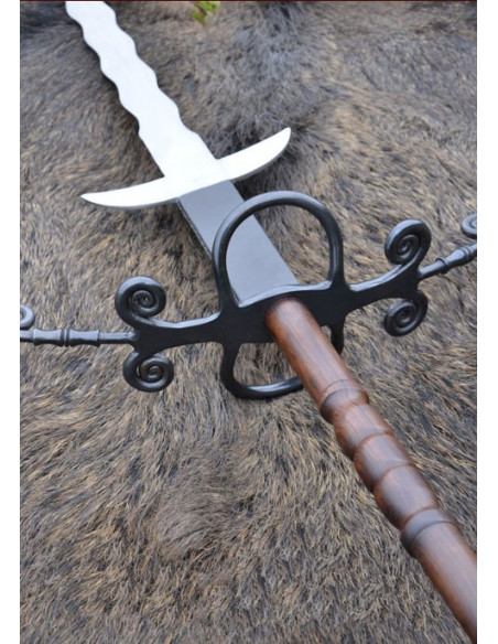 Sword 2 flaming hands, 147 cms.